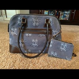 Dooney & Bourke purse